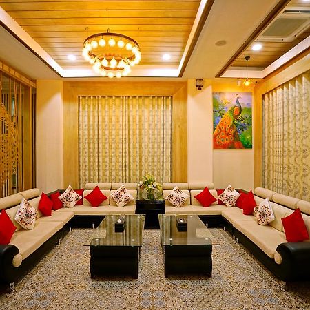 King Park Hotel Мандалай Экстерьер фото